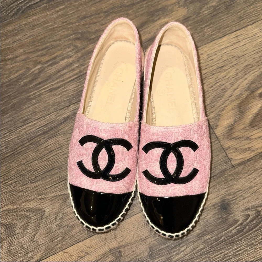 CHANEL Pink and Black Logo Espadrilles - Picture 7 of 11